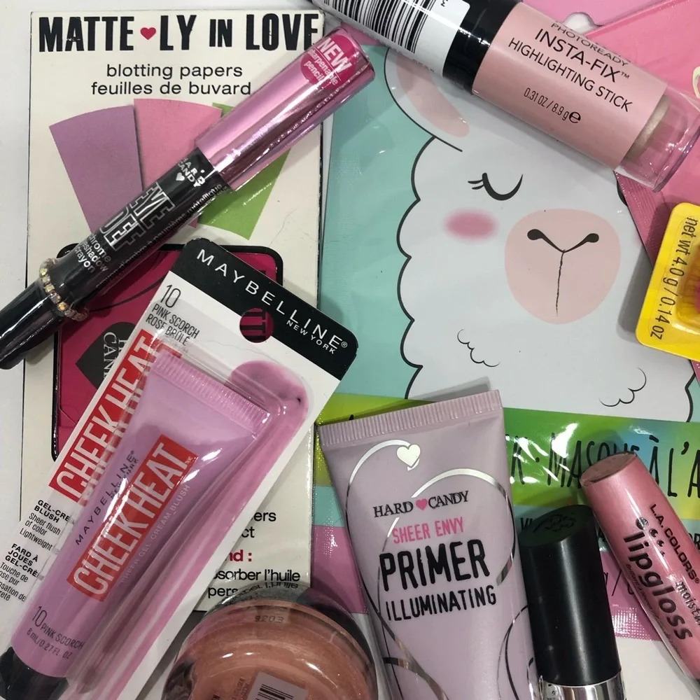 🎁Host Pick🎁12 Item Skin Care/Make Up Lot